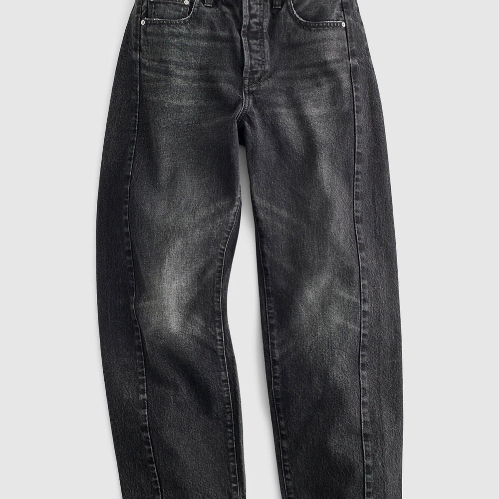 Madewell size 25 Pieced Barrel-Leg Jeans